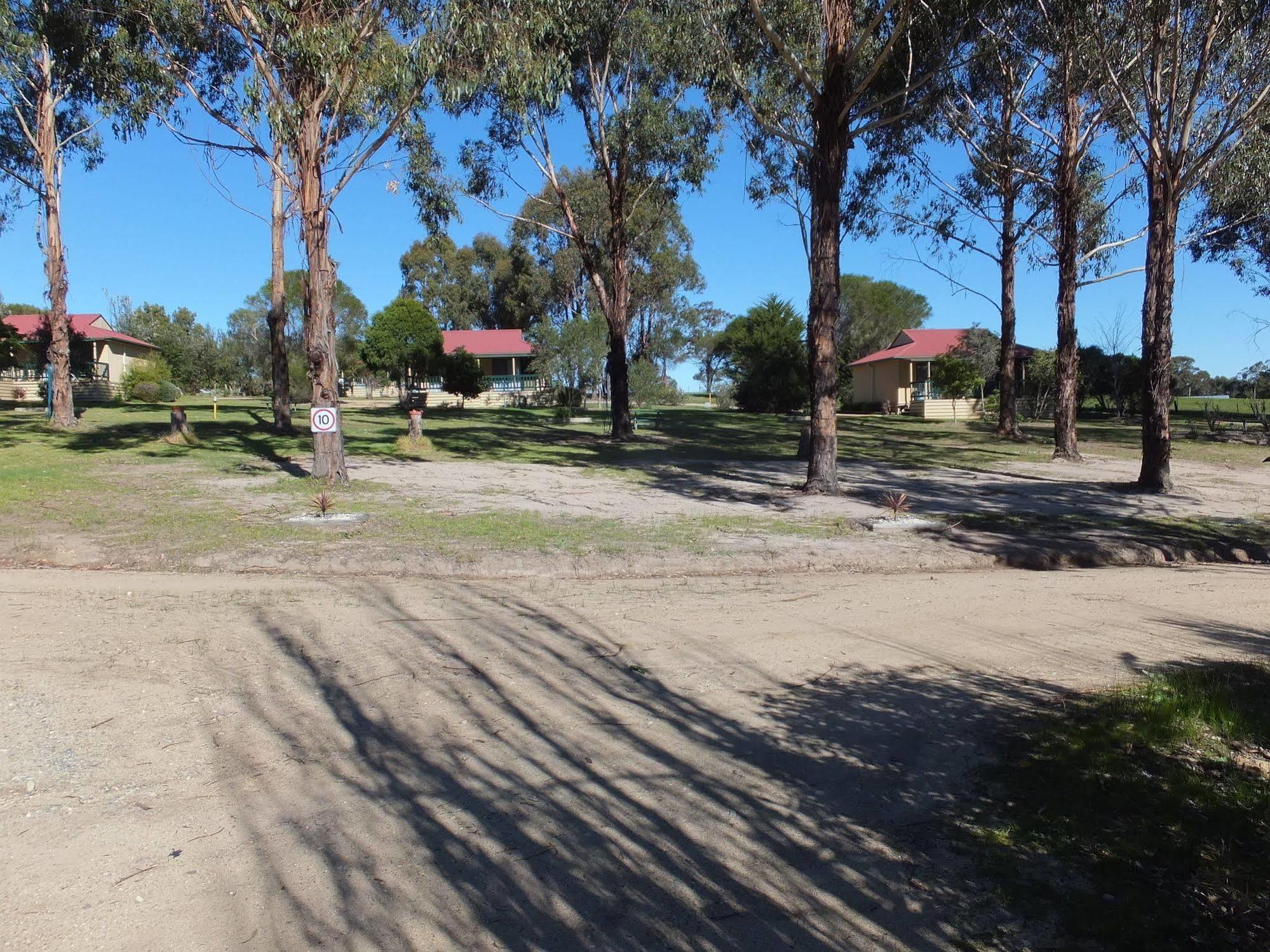 Lakes Entrance Country Cottages Exteriér fotografie